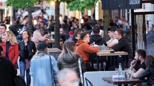 Πολωνία: Στο ''τραπέζι'' νέοι περιορισμοί εξαιτίας της αύξησης των κρουσμάτων 