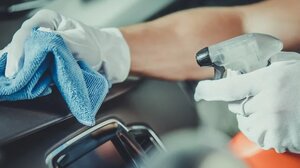 Πόσες ημέρες ζει η Όμικρον στο αυτοκίνητο – Τα επικίνδυνα σημεία