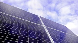 Ανοίγει τον Απρίλιο η πλατφόρμα για το πρόγραμμα «Φωτοβολταϊκά στη Στέγη»