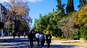 Παράταση των μέτρων για μια εβδομάδα προανήγγειλε ο Θάνος Πλεύρης
