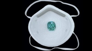 Έξυπνη μάσκα εμποδίζει τον κορωνοϊό και ελέγχει την υγεία του κατόχου της