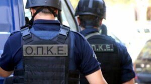 Δύο συλλήψεις για ληστεία σε βάρος τριών ανηλίκων στην Πλατεία Ευόσμου 