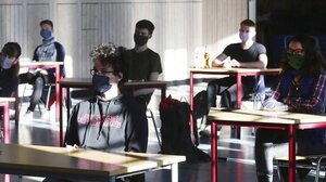 Πικετοφορία με αιχμή τα μέτρα προστασίας στα σχολεία 