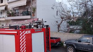 Ο καπνός "σήμανε" συναγερμό στους περαστικούς