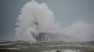 Νέες προειδοποιήσεις για πλημμύρες στη Βρετανία
