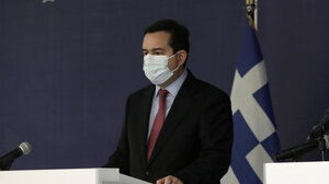 Μηταράκης: Άδειες εποχικής εργασίας και απευθείας επιστροφές στο επίκεντρο επίσκεψης στο Μπανγκλαντές