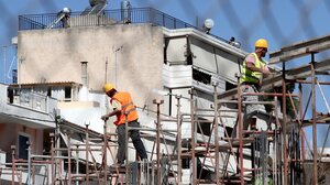 Στη Βουλή το έγγραφο του ΤΕΕ-ΤΑΚ για παράταση στην κατά παρέκκλιση δόμηση