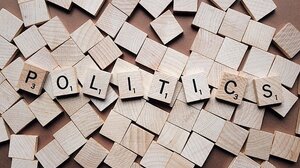 Τα έλεγε ο Αριστοφάνης 