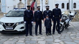 Αγοράκι από την Τήνο έκανε το όνειρό του πραγματικότητα: 'Έγινε αστυνομικός