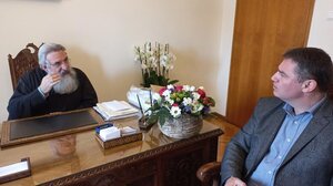 Στον Αρχιεπίσκοπο Κρήτης, ο δήμαρχος Χερσονήσου