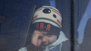 Πόλεμος στην Ουκρανία: Πάνω από 4,3 εκατομμύρια παιδιά έχουν εκτοπιστεί