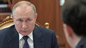 Πούτιν: Οι ρωσικές δυνάμεις ενεργούν θαρραλέα και αποτελεσματικά στην Ουκρανία