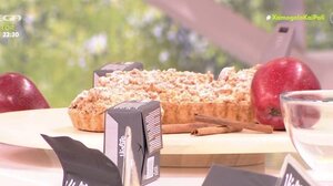 Ο Χρήστος Βέργαδος φτιάχνει νηστίσιμη μηλόπιτα