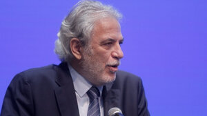 Έκτακτη ενημέρωση για την πυρκαγιά στην Πεντέλη από τον Χρήστο Στυλιανίδη