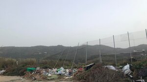 Ένας σκουπιδότοπος στην Αγία Πελαγία