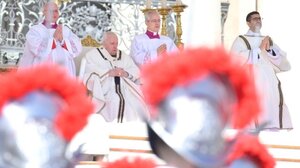 Ειρήνη για την Ουκρανία και «να μην συνηθίσουμε στον πόλεμο», ζήτησε ο Πάπας Φραγκίσκος