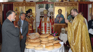 Ο Αρχιεπίσκοπος Θυατείρων στον Άγιο Ραφαήλ Λονδίνου