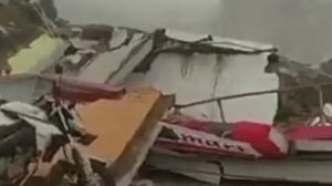 Πλημμύρες και κατολισθήσεις στην Ινδονησία - Τουλάχιστον 41 νεκροί