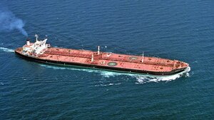 «Δένουν» tankers στον Βόσπορο εξαιτίας τουρκικών απαιτήσεων