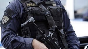 Έφοδος της ΟΠΚΕ σε καταυλισμό Ρομά στο Μενίδι 