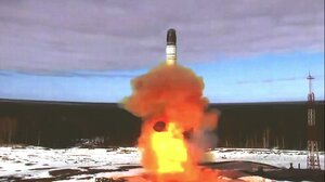 Τους πρώτους βαλλιστικούς πυραύλους Sarmat με πυρηνικές κεφαλές, θα αναπτύξει η Μόσχα