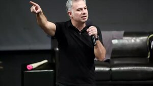 Χριστόφορος Ζαραλίκος: Πρώτη νίκη κατά του Twitter