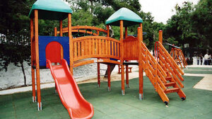 Ατύχημα σε παιδική χαρά – 5χρονος τραυματίστηκε από πτώση καγκελόπορτας