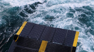 Η συγκλονιστική μαρτυρία του καπετάνιου που βρήκε την 5χρονη στη θάλασσα