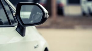 “Χειροπέδες” σε 15χρονους που είχαν ξαπλώσει στη μέση του δρόμου …για πλάκα 