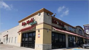 Εμμονές με τους Ασιάτες είχε ο ένοπλος που άνοιξε πυρ μέσα σε κομμωτήριο του Ντάλας