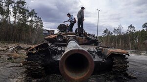 Ουκρανία: Η Βρετανία αποδεσμεύει στρατιωτική βοήθεια επιπλέον 1 δισεκ. λιρών	