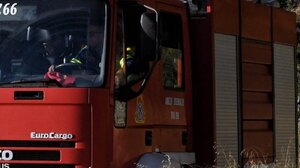 Πρέβεζα: Πυρκαγιά στο Νεοχώρι δίπλα σε θερμοκήπια και κατοικίες