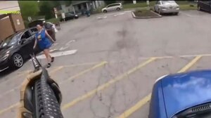 Καρέ – καρέ οι εικόνες φρίκης με 18χρονο να σκοτώνει εν ψυχρώ τουλάχιστον 10 άτομα