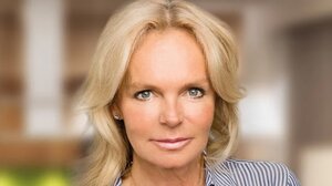 Lucinda Riley: Νέα τραγωδία για την οικογένεια της πασίγνωστης συγγραφέως, έναν χρόνο μετά τον θάνατό της