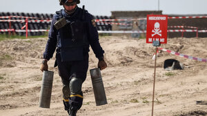 «Δεν μπορούμε να αντεπιτεθούμε στη Ρωσία μέχρι τα μέσα Ιουνίου», παραδέχεται σύμβουλος του Ζελένσκι