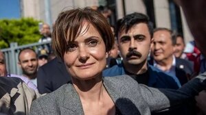 Τουρκία: Στη φυλακή οδηγήθηκε η Τζανάν Καφταντζίογλου