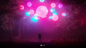 Περπατώντας στην εγκατάσταση '' STARS'', του Cosimo Scotucci