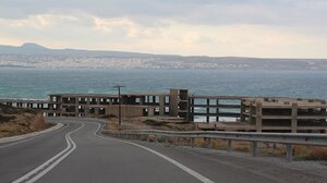 "Ζωντανεύει" το ξενοδοχείο-φάντασμα στην Κρήτη