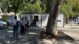 "Δόξες" ξανά για τις δημόσιες δομές διενέργειας rapid test