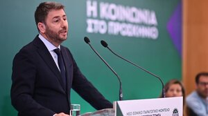 Ανδρουλάκης: Απαράδεκτο να οδηγείται το ΝΑΤΟ από τους εκβιασμούς Ερντογάν