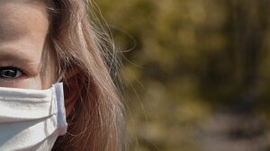 Κορωνοϊός: Τα μέτρα πήγαν… περίπατο, οι νοσηλείες αυξάνονται οι ειδικοί χτυπούν καμπανάκι για 6ο κύμα