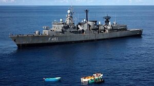 Συνεκπαίδευση του Πολεμικού Ναυτικού και γαλλικού αεροσκάφους νότια της Κρήτης