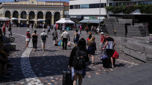 Κορωνοϊός: Θα οδηγήσει η παραλλαγή «Κένταυρος» το 7ο κύμα της πανδημίας στην Ελλάδα και πότε;