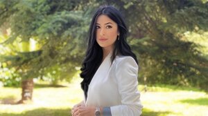 Παγκρήτιος Σύλλογος Ελλήνων Τσιγγάνων κατά Λατινοπούλου: Είναι ρατσίστρια, να αρθεί η ασυλία της