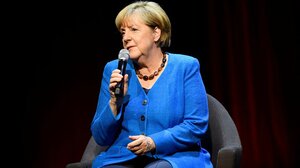 Μέρκελ: «Δεν ζητάω συγγνώμη, προσπάθησα να διαφυλάξω την ειρήνη στην Ουκρανία»