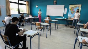 Πανελλαδικές 2023: Κλείνει σήμερα η πλατφόρμα για τα αποτελέσματα μέσω SMS