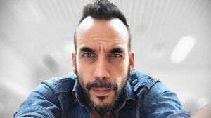 Πάνος Μουζουράκης: «Γεννήθηκα στην Ελβετία και είχα την ψευδαίσθηση ότι ήμασταν πλούσιοι»