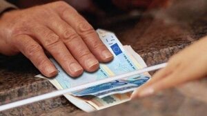  Την Παρασκευή το επίδομα προσωπικής διαφοράς 200-300 ευρώ