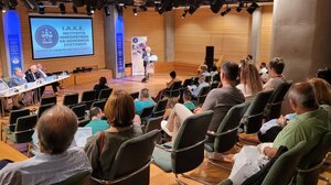 Αξιόλογοι εισηγητές στο 8ο Διεθνές Επιστημονικό Συνέδριο του Ι.Α.Κ.Ε. 