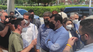 Υποδέχτηκαν τον Υπουργό με παράσταση διαμαρτυρίας